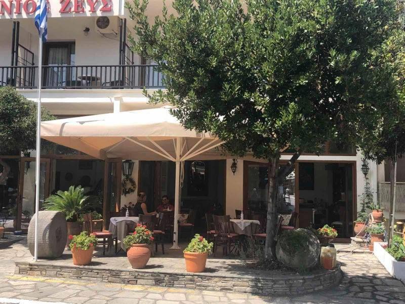 Xenios Zeus Hotel Ouranoupoli Exterior photo