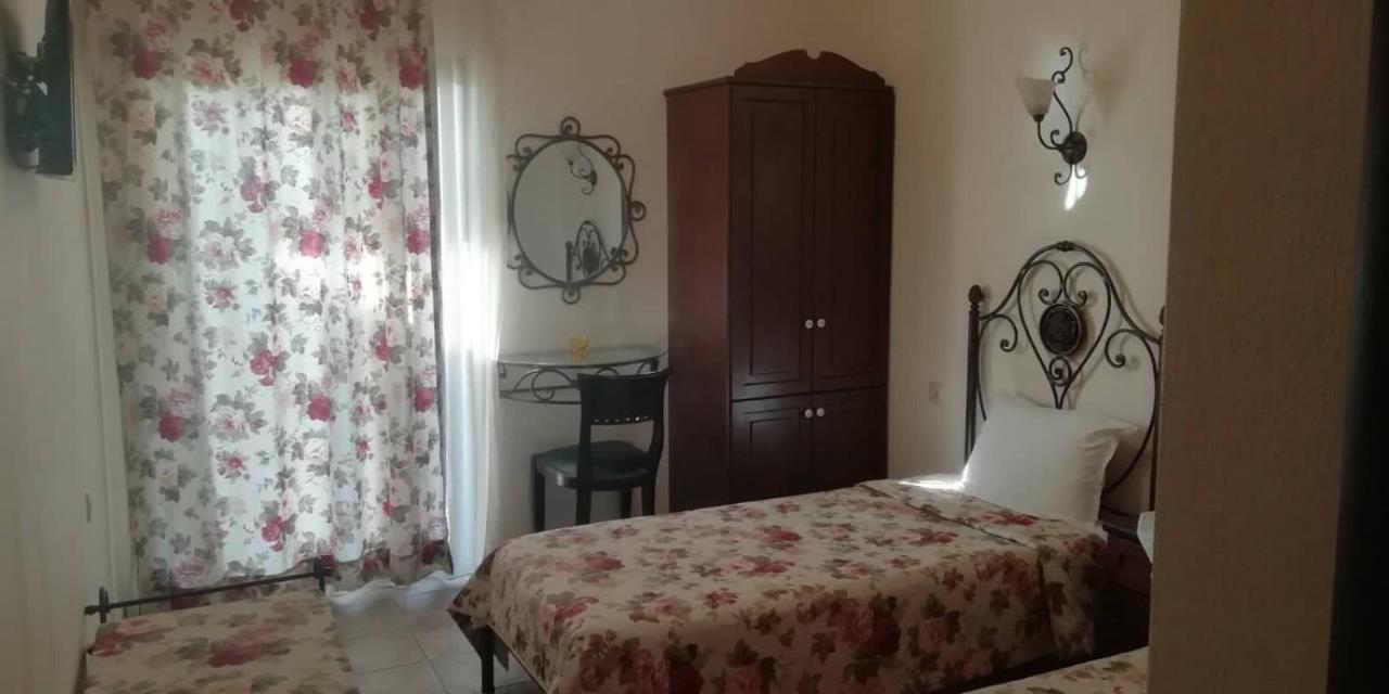 Xenios Zeus Hotel Ouranoupoli Exterior photo