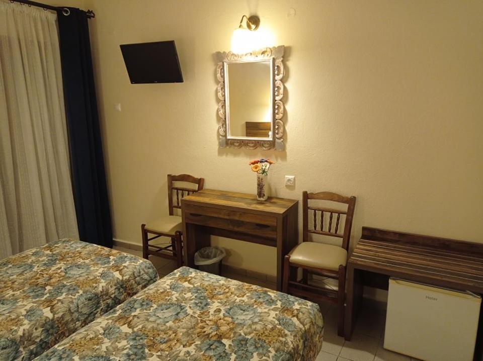 Xenios Zeus Hotel Ouranoupoli Exterior photo
