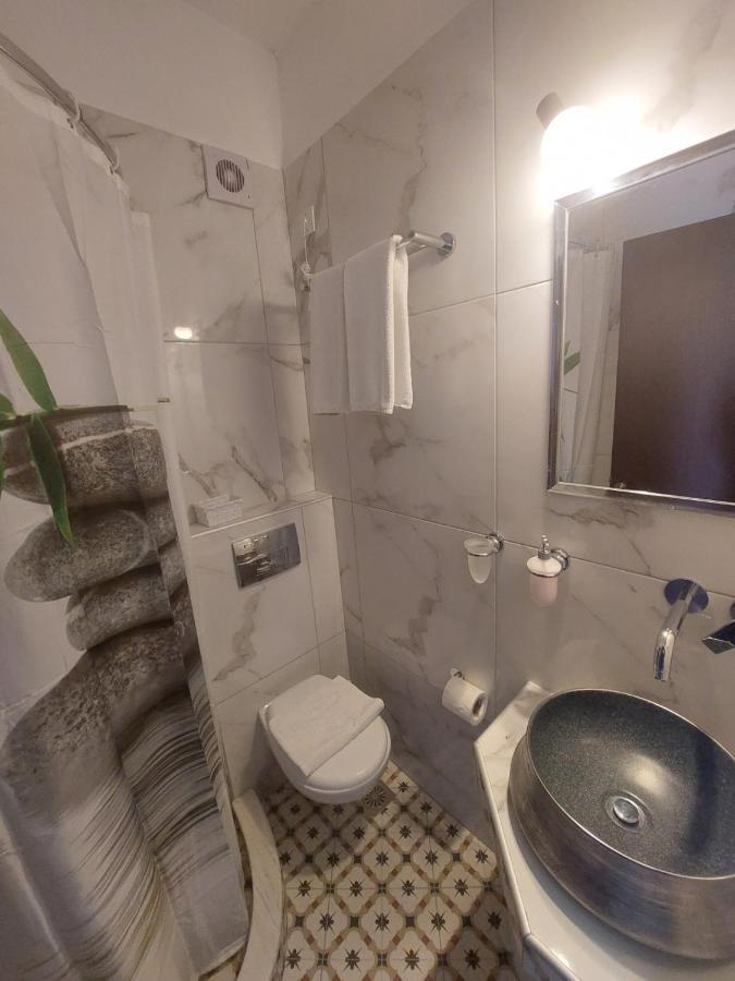 Xenios Zeus Hotel Ouranoupoli Exterior photo